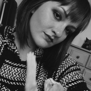 Meet your Posher, Tay